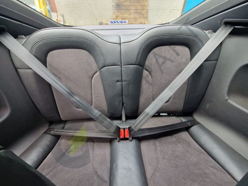 Audi mk2 2nd row - 8j,